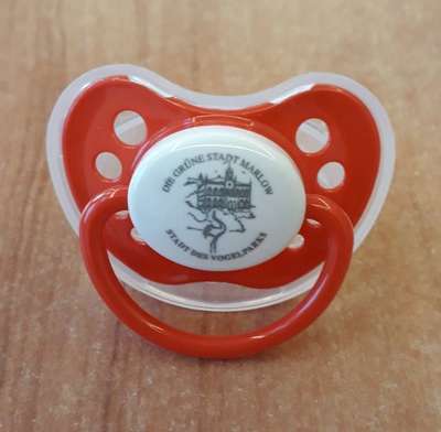 pacifier from the city Marlow
