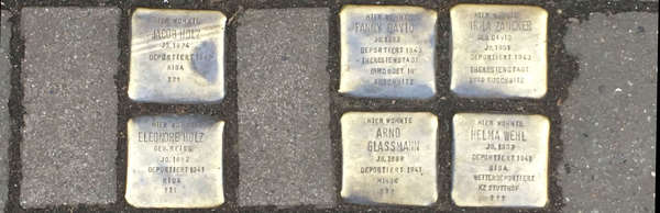 Photograph of several Stolpersteine in Hamburg